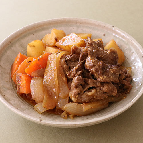 万能味ソースで!定番肉じゃが