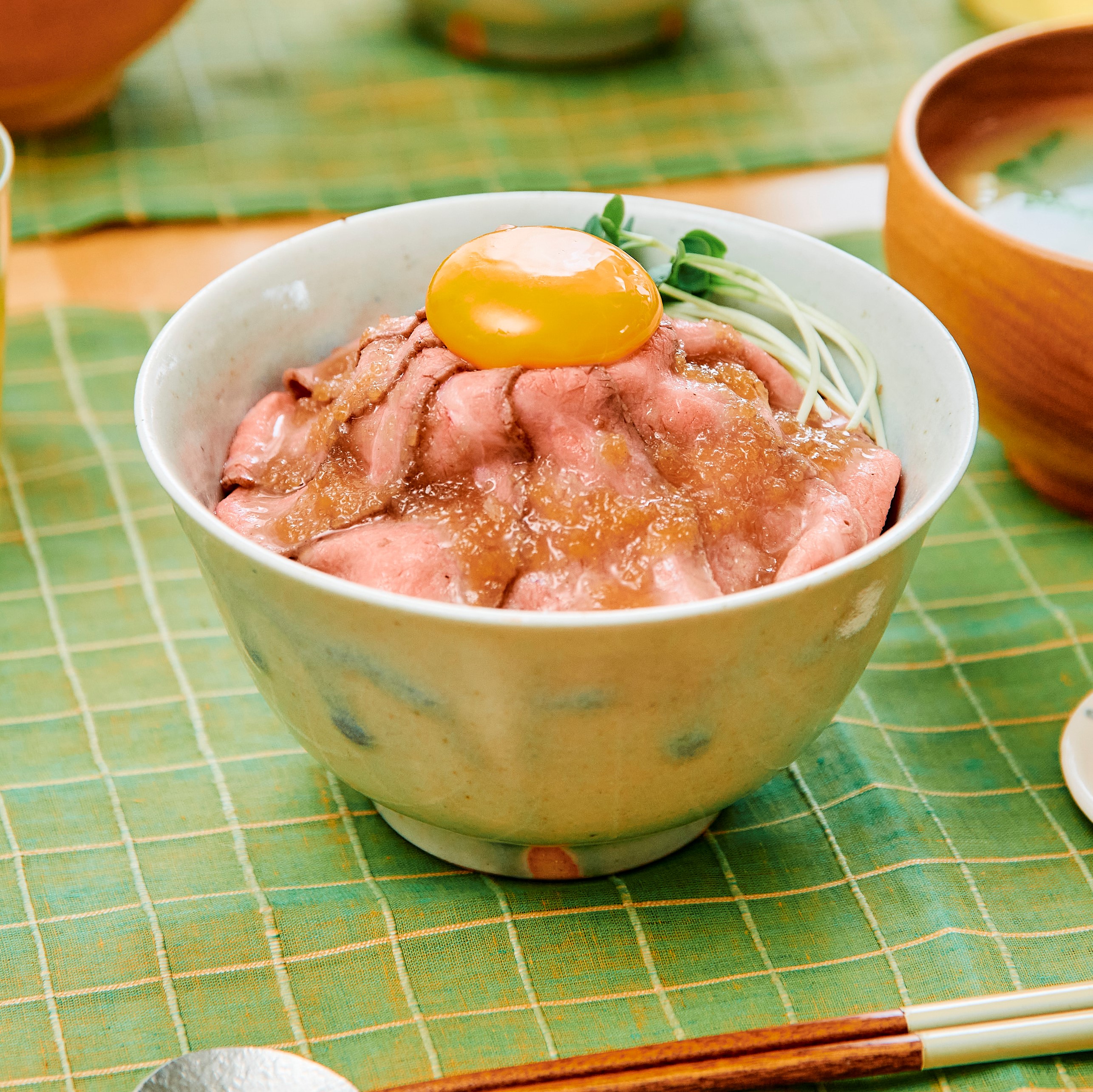 ローストビーフ丼